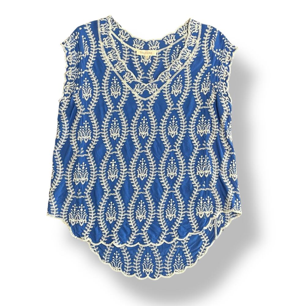 Solitaire Blue White Embroidered Top Size XL Boho, Office, Casual‎